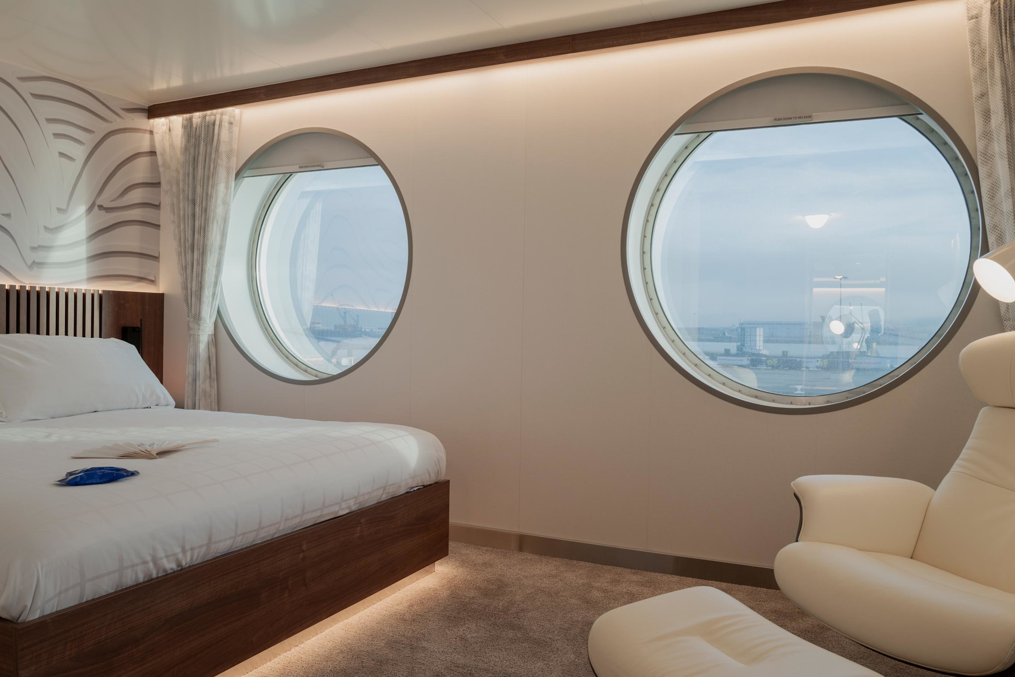 2 berth Admiral Cabin on Saint-Malo