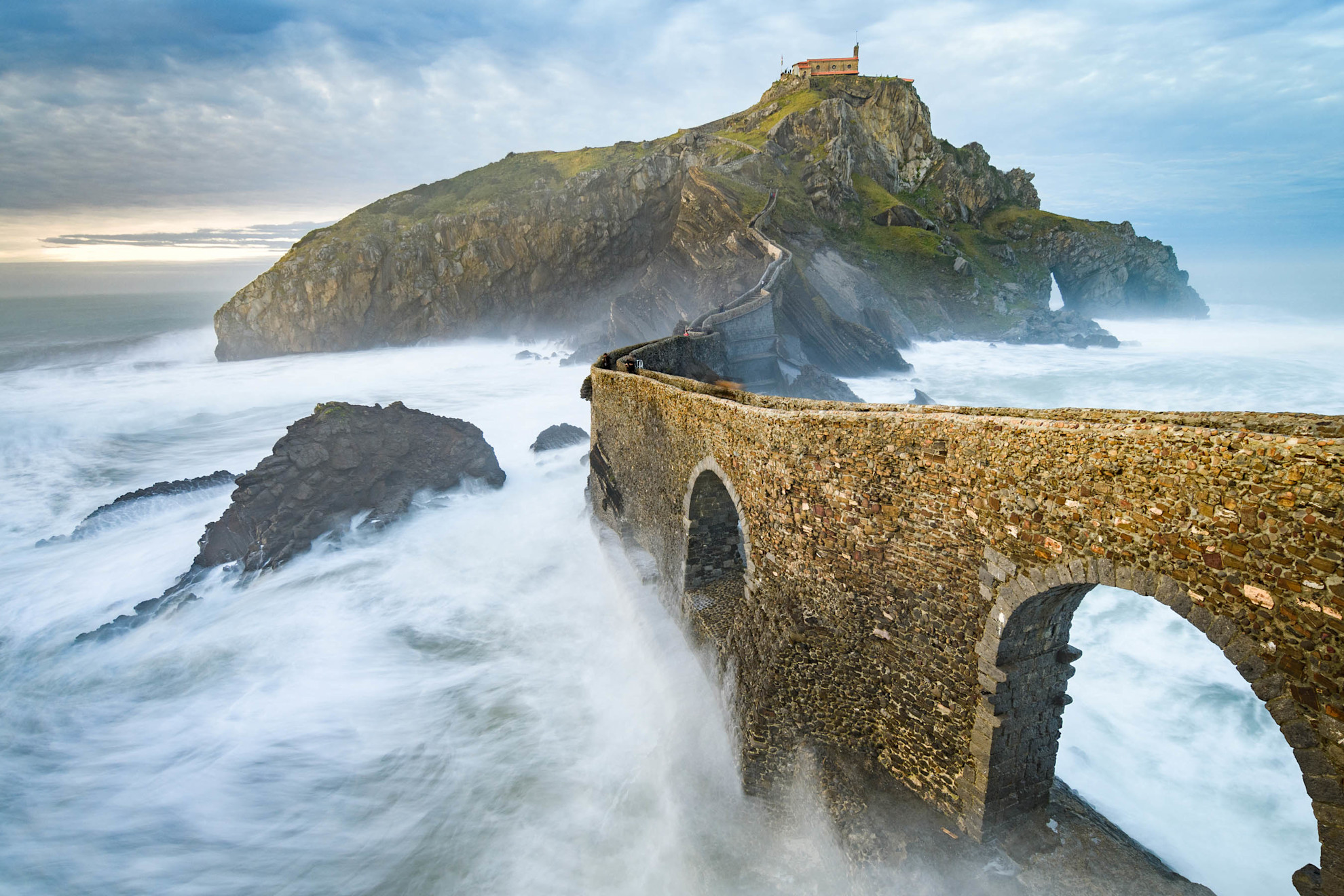 Explore the enchanting San Juan de Gaztelugatxe, an iconic islet off the coast of Bizkaia.