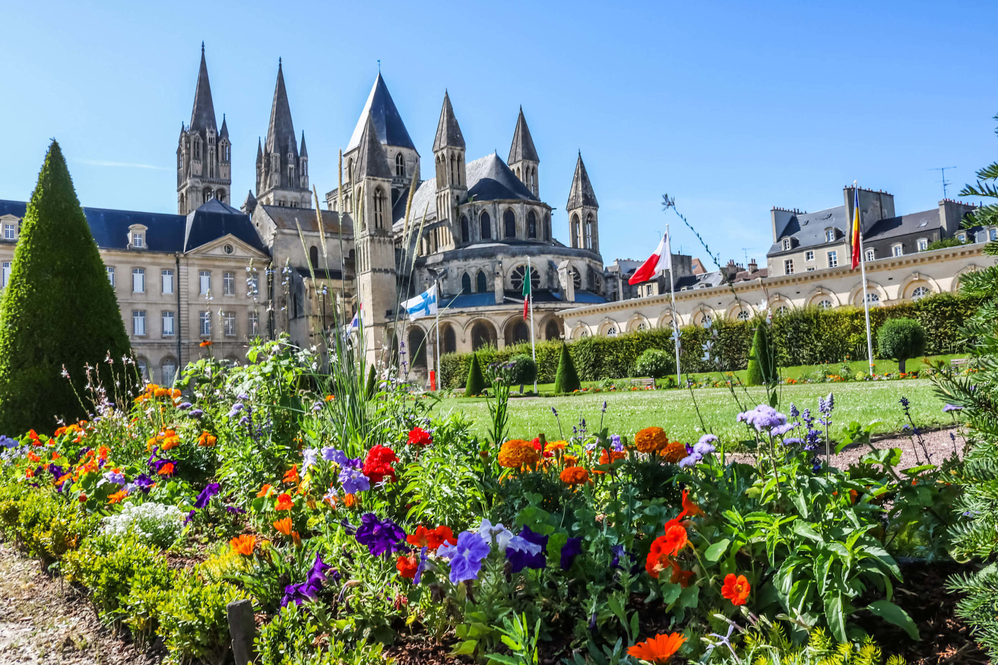 Caen's Abbaye aux Hommes © Shutterstock