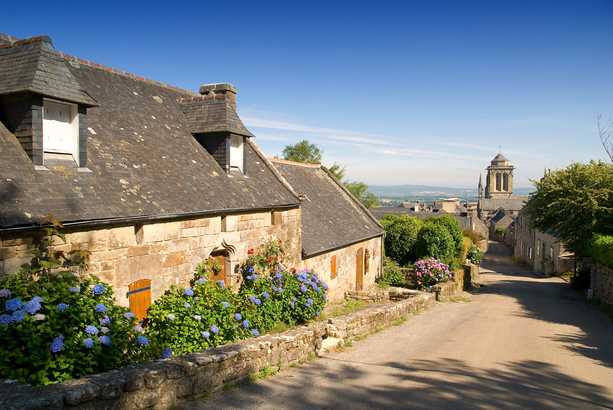 The pretty Breton village of Locronan © Shutterstock