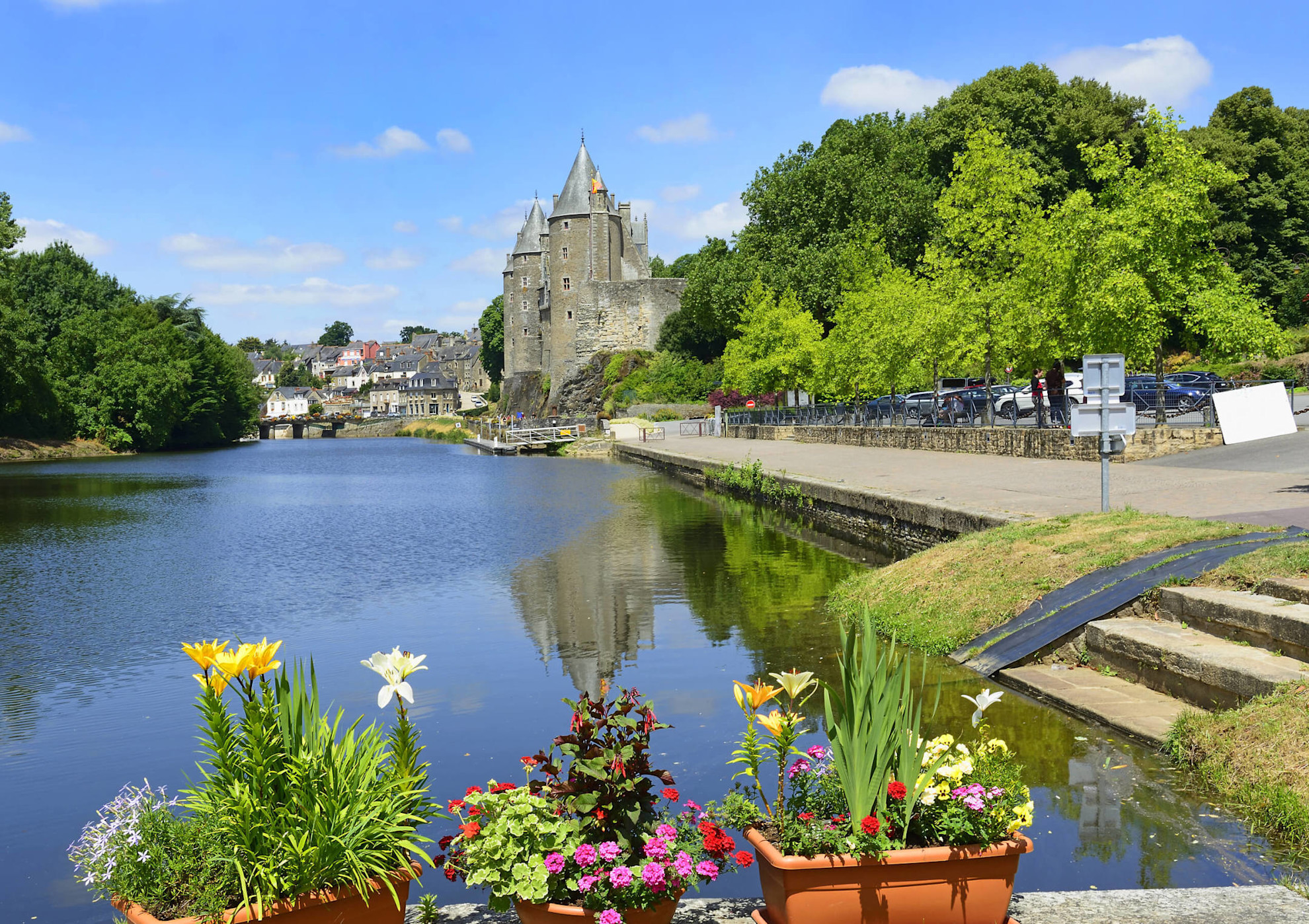 View of the Nantes-Brest canal with Josselin chateau in the background.
